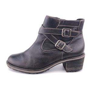 L.L. Bean Brown Leather Ankle Boots 8M